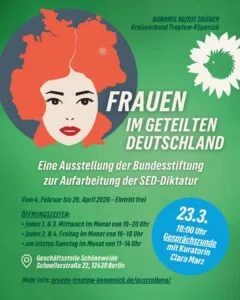 Die Ausstellung „Frauen im geteilten Deutschland“ von Clara Marz beschreibt auf 20 Plakaten die unterschiedlichen Lebensrealitäten von Frauen in der Bundesrepublik und der DDR. Bis 26. April 2026 zeigen wir die Plakate in unserer Geschäftsstelle, der Eintritt ist frei.