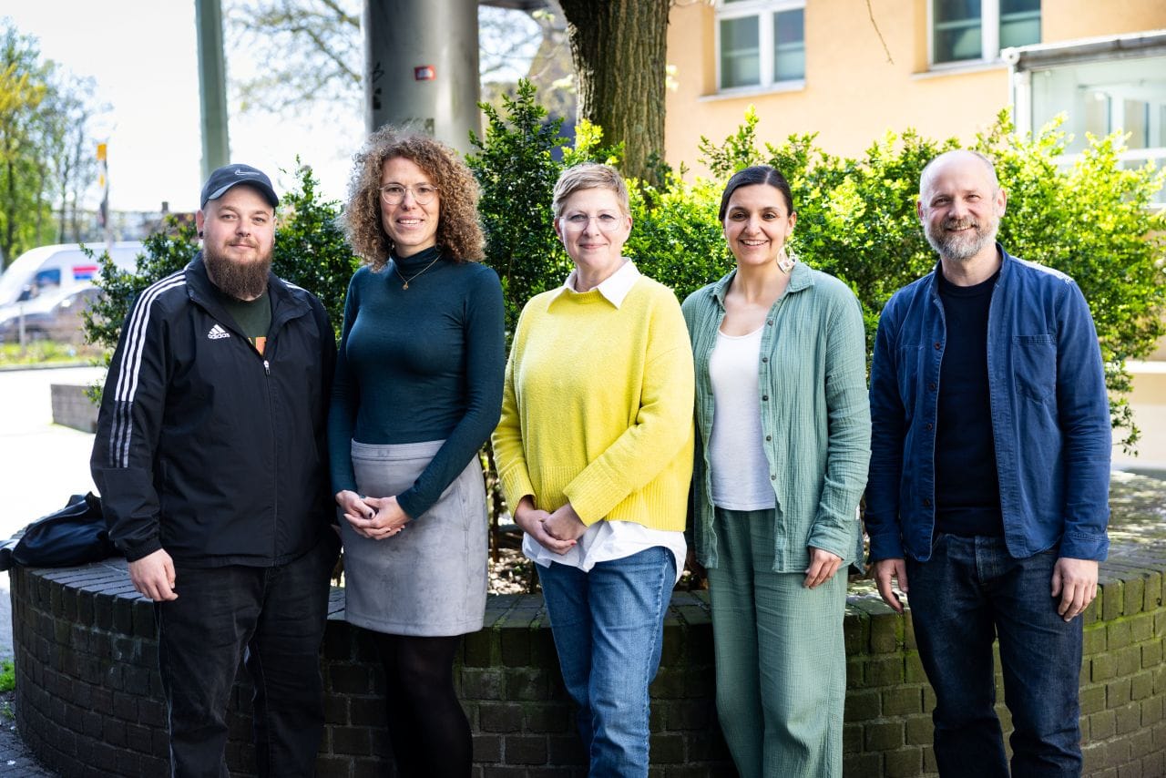 Starke bündnisgrüne Kandidat*innen für die BVV-Wahlen 2026 in Treptow-Köpenick: Sven Dohnalek, Dr. Claudia Leistner, Stefka Ammon, Ulrike Schenka-van Capelleveen und Christian Huber (von links)